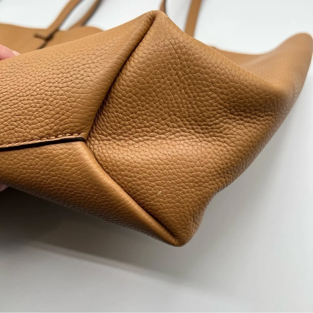 Tory Burch All Leather Large McGraw Tote
